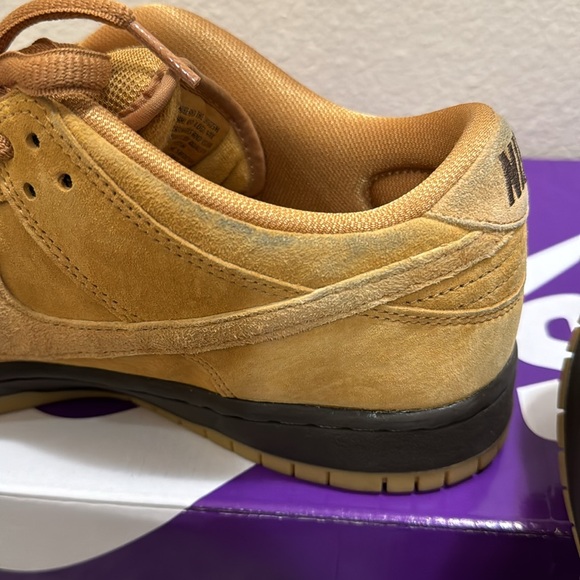 Like New - Nike SB wheat mocha - Picture 3 of 6